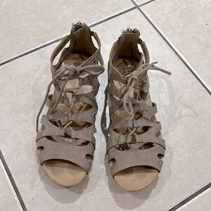 Earth Spirit Wedge Sandals Womens Size 8 Strappy Tie Ups Zip Up Backs